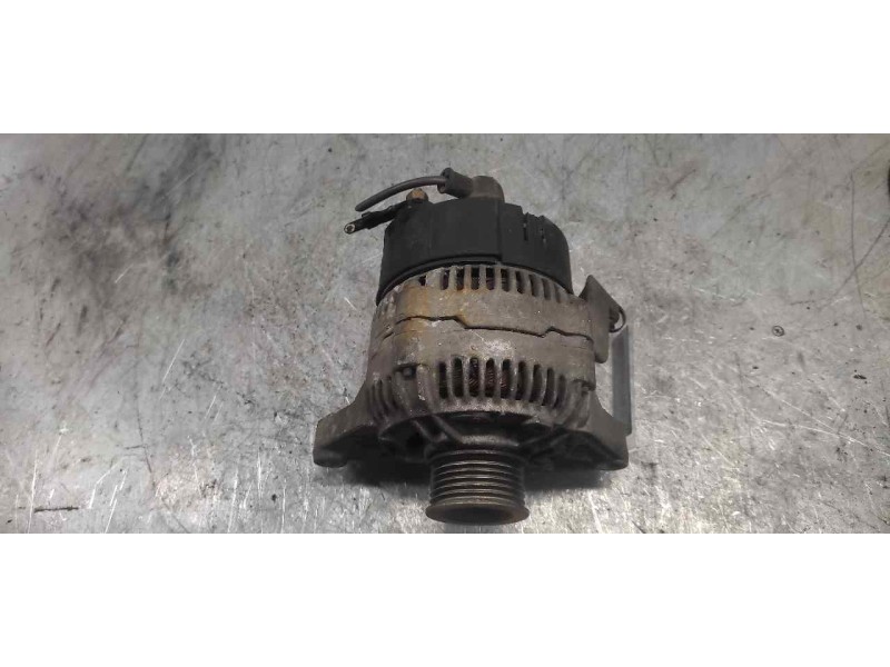 Recambio de alternador para nissan micra (k11) básico (k11) referencia OEM IAM 0123110007 BOSCH 14V 30-70A 6