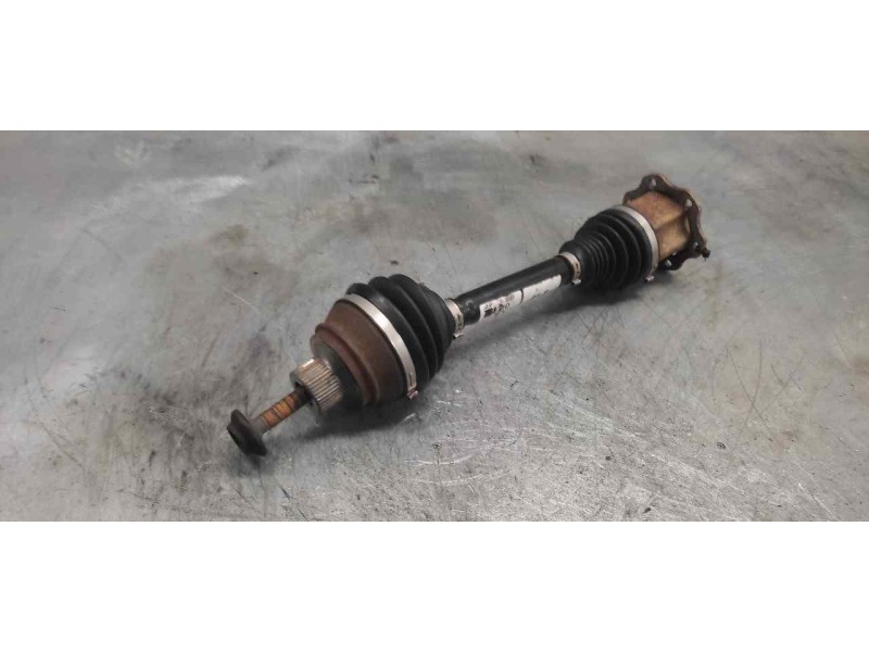 Recambio de transmision delantera derecha para audi a4 ber. (b8) básico referencia OEM IAM 8K0407271Q  