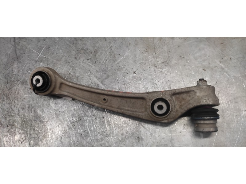 Recambio de brazo suspension inferior delantero izquierdo para audi a4 ber. (b8) básico referencia OEM IAM 8K0407155B  