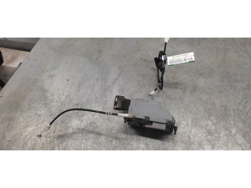 Recambio de cerradura puerta trasera izquierda para peugeot 308 sport referencia OEM IAM 567165 6 PINS 