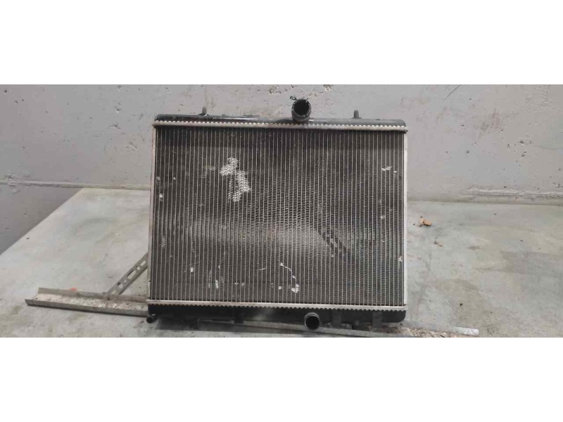 Recambio de radiador agua para peugeot 308 sport referencia OEM IAM 9657576580  