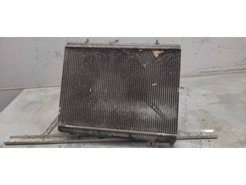 Recambio de radiador agua para peugeot 308 sport referencia OEM IAM 9657576580  