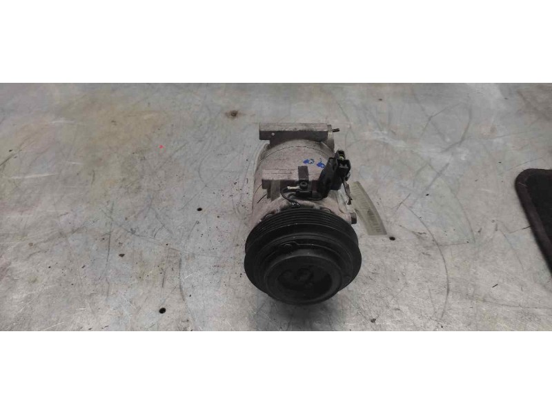 Recambio de compresor aire acondicionado para hyundai i20 city s referencia OEM IAM KP8AA09  