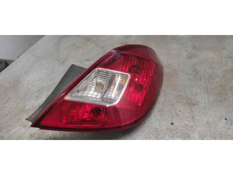 Recambio de piloto trasero derecho para opel corsa d innovation referencia OEM IAM   6 PINS