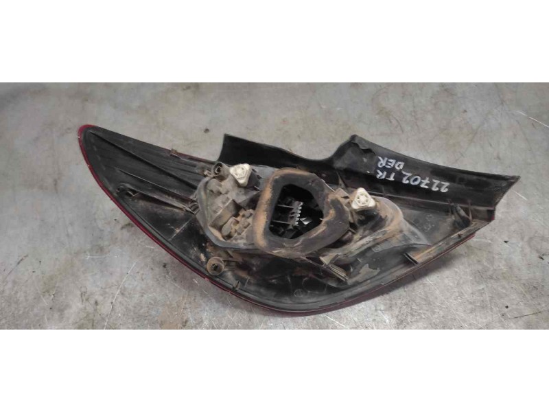 Recambio de piloto trasero derecho para opel corsa d innovation referencia OEM IAM   6 PINS