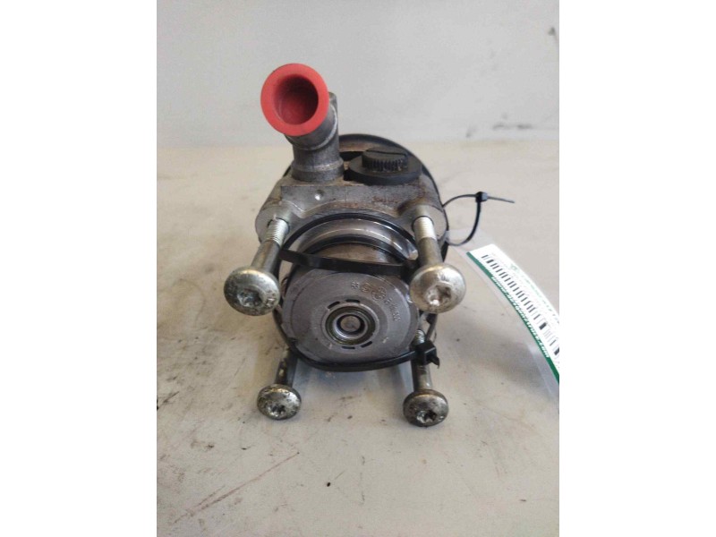 Recambio de bomba servodireccion para iveco daily ka 2.3 diesel cat referencia OEM IAM 504385414 7612955124 