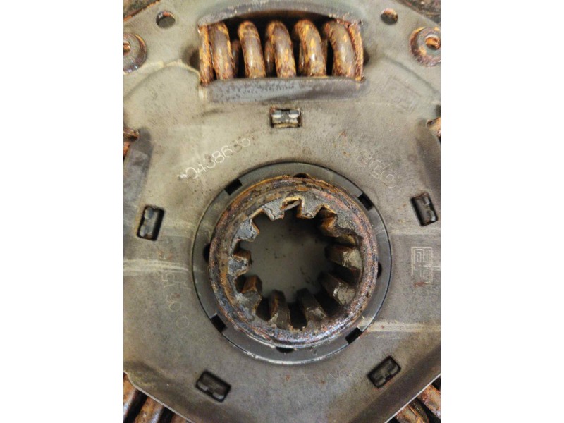 Recambio de disco embrague para iveco daily ka 2.3 diesel cat referencia OEM IAM 504386357 504108418 504241936