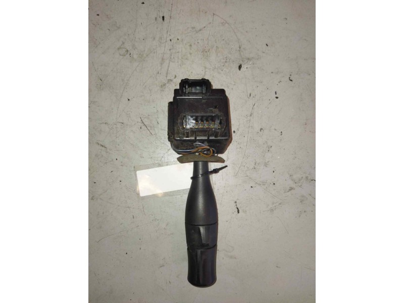 Recambio de mando intermitentes para renault premium route 2006 10.8 diesel referencia OEM IAM 5010589561  