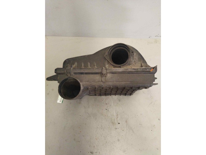 Recambio de filtro aire para renault mascott 3.0 diesel referencia OEM IAM 5010317945 5010317658 