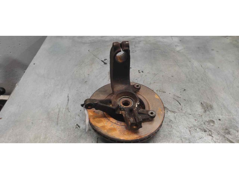 Recambio de mangueta delantera izquierda para renault megane ii classic berlina confort authentique referencia OEM IAM   