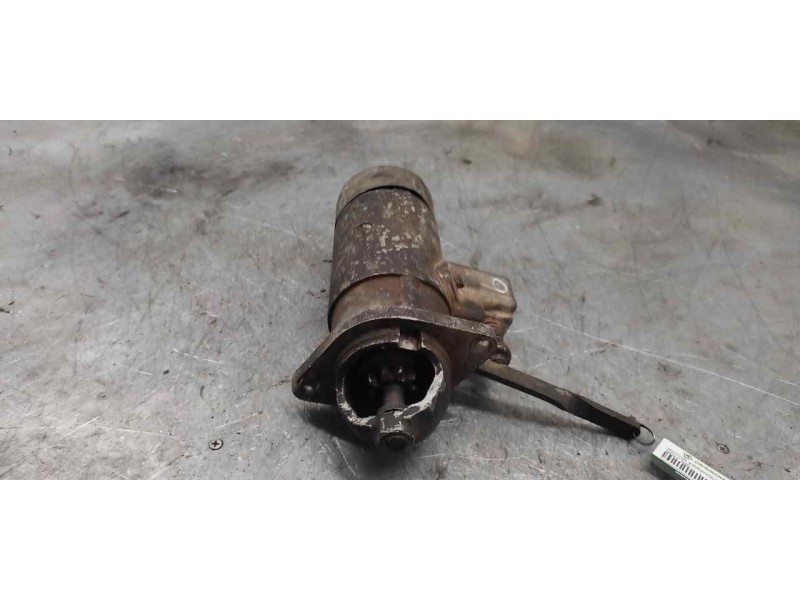 Recambio de motor arranque para seat 600 -- referencia OEM IAM MT0653 FEMSA 8 DIENTES 12V