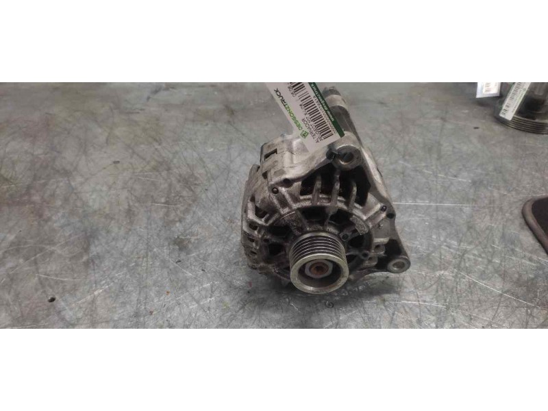 Recambio de alternador para peugeot 207 x-line referencia OEM IAM 0986049560  
