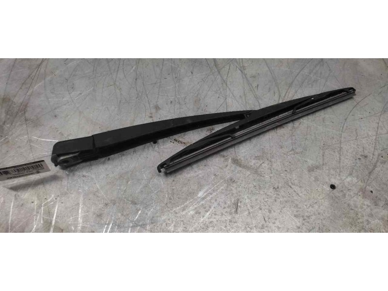 Recambio de brazo limpia trasero para peugeot 207 x-line referencia OEM IAM   