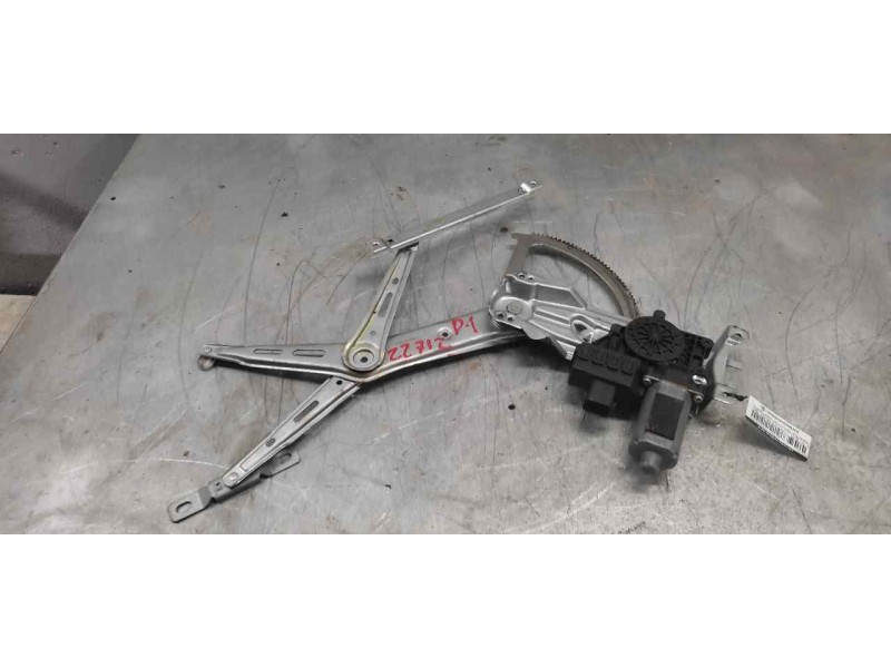 Recambio de elevalunas delantero izquierdo para opel zafira b cosmo referencia OEM IAM 13132434 6 PINS 