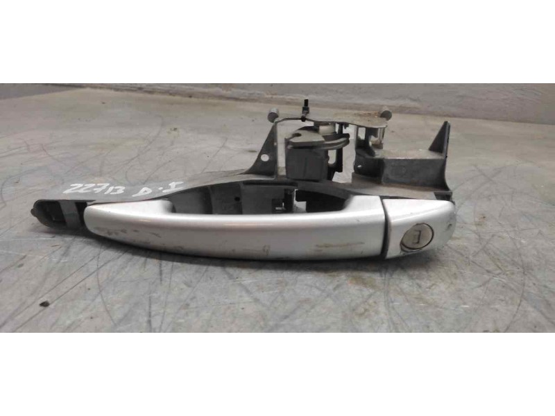 Recambio de maneta exterior delantera izquierda para peugeot 207 x-line referencia OEM IAM 9680168680  