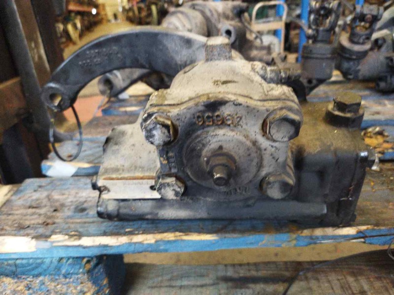 Recambio de caja direccion para renault mascott 3.0 diesel referencia OEM IAM 5010557398 TAS30620 