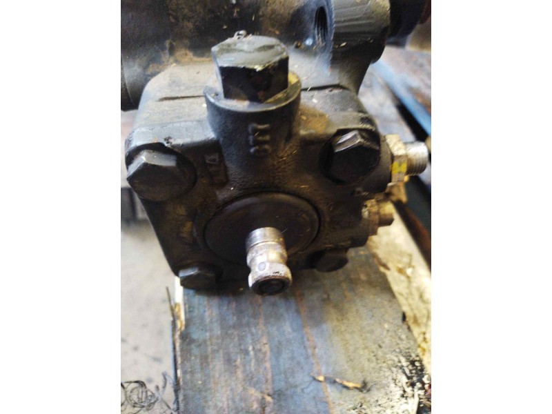 Recambio de caja direccion para renault mascott 3.0 diesel referencia OEM IAM 5010557398 TAS30620 