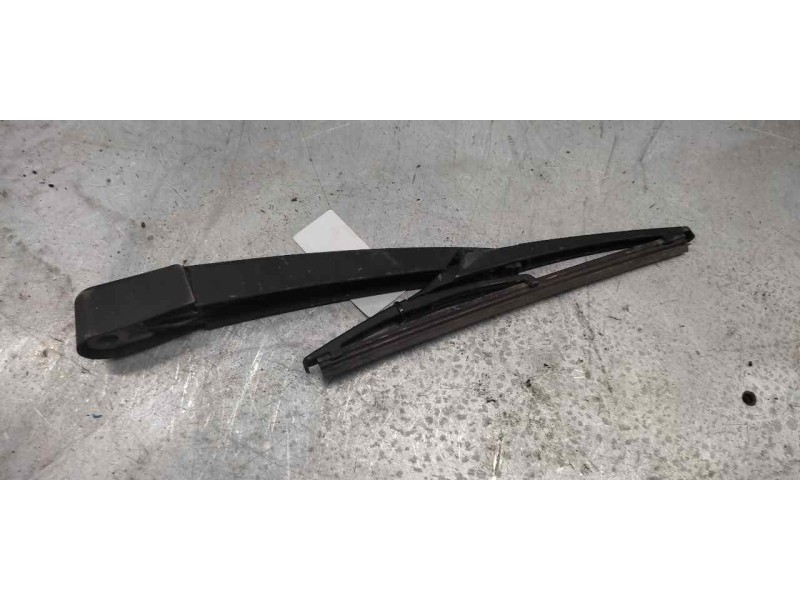 Recambio de brazo limpia trasero para peugeot 308 active referencia OEM IAM   