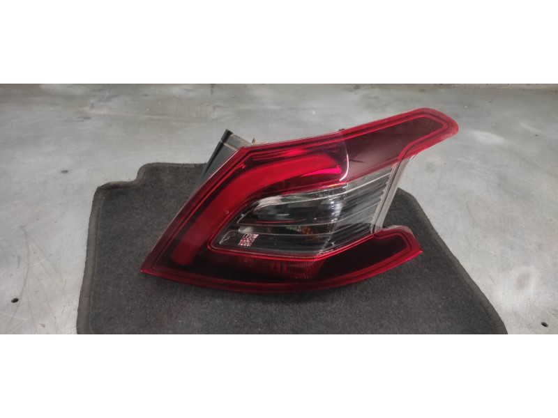 Recambio de piloto trasero derecho para peugeot 308 active referencia OEM IAM   6 PINS