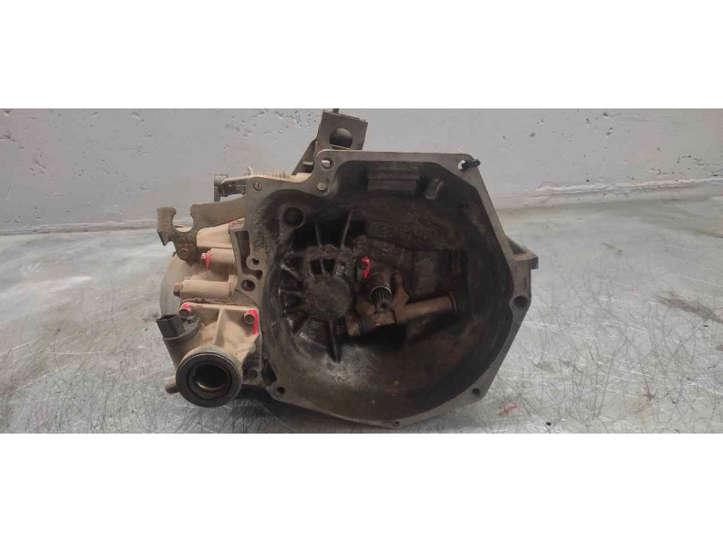 Recambio de caja cambios para chrysler voyager (gs) 2.5 td se grand voyager referencia OEM IAM 4670759  