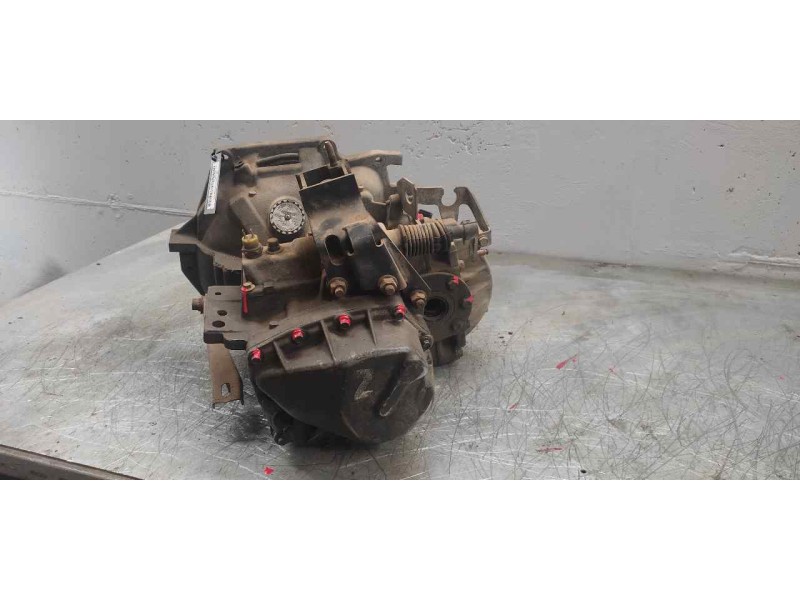 Recambio de caja cambios para chrysler voyager (gs) 2.5 td se grand voyager referencia OEM IAM 4670759  