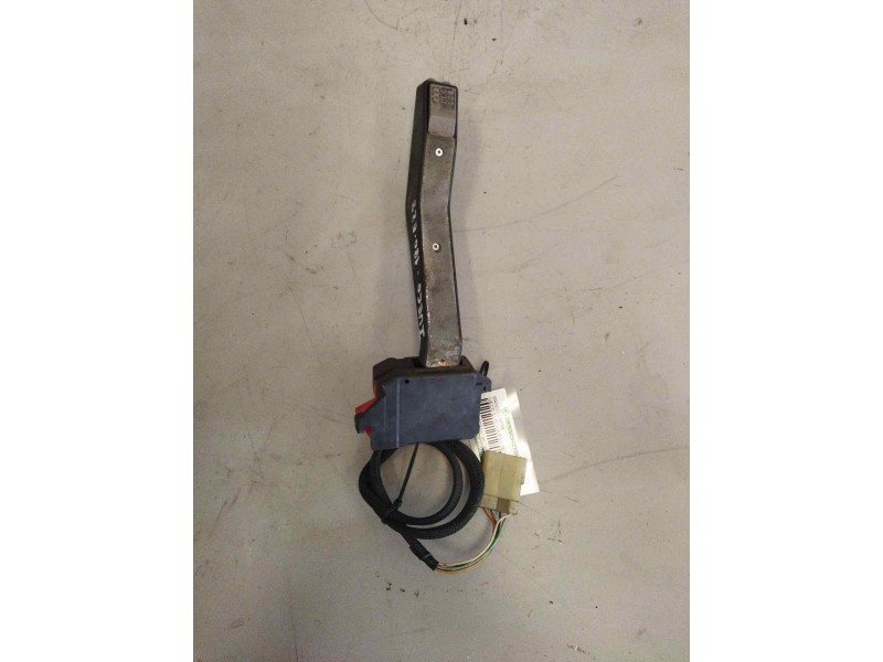 Recambio de mando limpia para iveco eurocargo 05.03  5.9 diesel referencia OEM IAM 500378104  