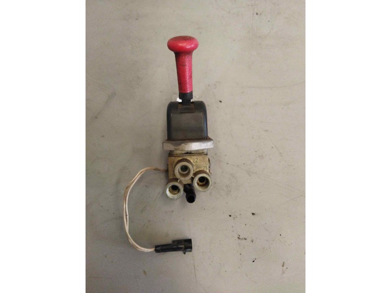 Recambio de palanca freno de mano para iveco eurotech (mp) referencia OEM IAM 9617230230  