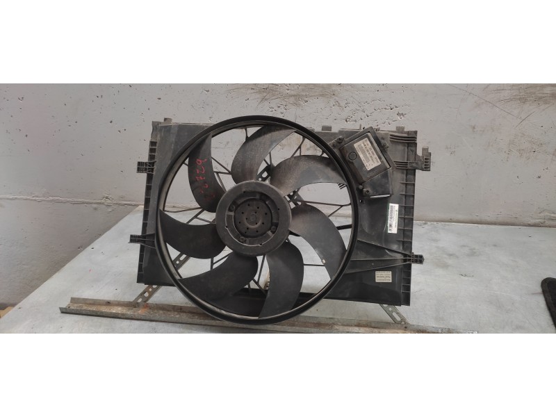 Recambio de electroventilador para mercedes clase c (w203) berlina 220 cdi (203.006) referencia OEM IAM A2035000293KZ  