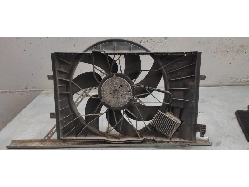 Recambio de electroventilador para mercedes clase c (w203) berlina 220 cdi (203.006) referencia OEM IAM A2035000293KZ  