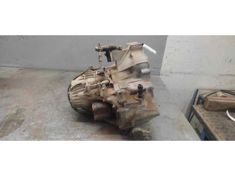 Recambio de caja cambios para nissan primera berlina (p11) 2.0 turbodiesel cat referencia OEM IAM 2J6  