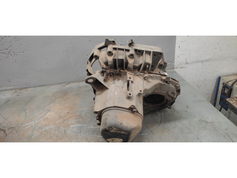 Recambio de caja cambios para renault 19 hatchback (b/c53) gtd referencia OEM IAM JB3028  