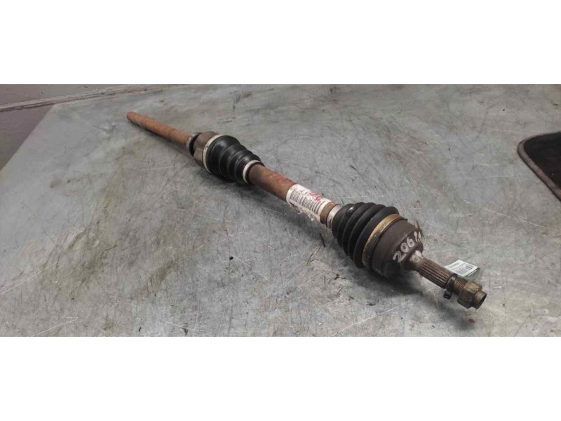 Recambio de transmision delantera derecha para peugeot 206 berlina xr referencia OEM IAM  23CM MANGUETA 24CM CAMBIO
