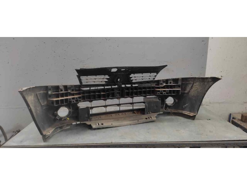 Recambio de paragolpes delantero para renault clio ii fase ii (b/cb0) authentique referencia OEM IAM   