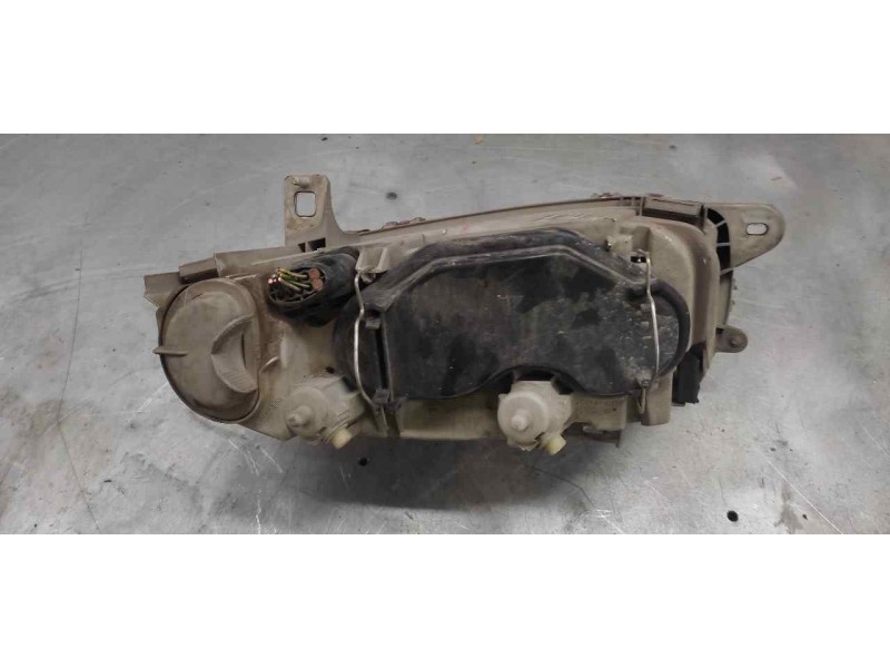 Recambio de faro derecho para alfa romeo 147 (190) 1.9 jtd distinctive referencia OEM IAM   