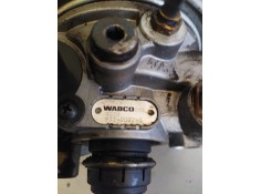 Recambio de valvula aire para mercedes axor 2-ejes 18 ton 2004  12.0 r6 diesel (om 457 la) referencia OEM IAM A0004302915 932400 2