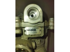 Recambio de valvula aire para mercedes axor 2-ejes 18 ton 2004  12.0 r6 diesel (om 457 la) referencia OEM IAM A0004318913 A00043 2