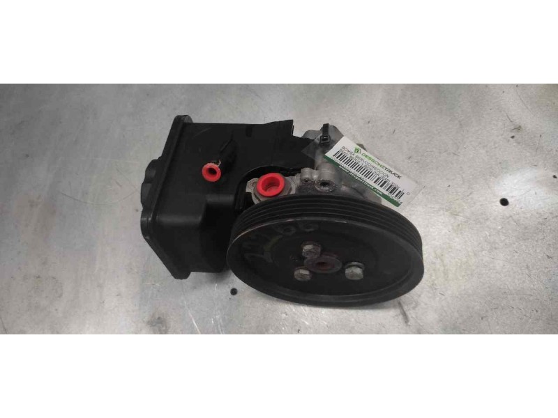 Recambio de bomba servodireccion para bmw serie 3 berlina (e46) 320d referencia OEM IAM 32422247046 POLEA 15CM 