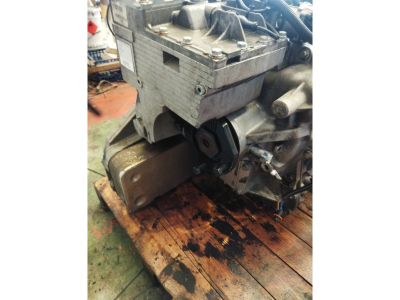 Recambio de caja cambios para renault serie t 12.8 diesel referencia OEM IAM AT2412F SP60150803 7460150803