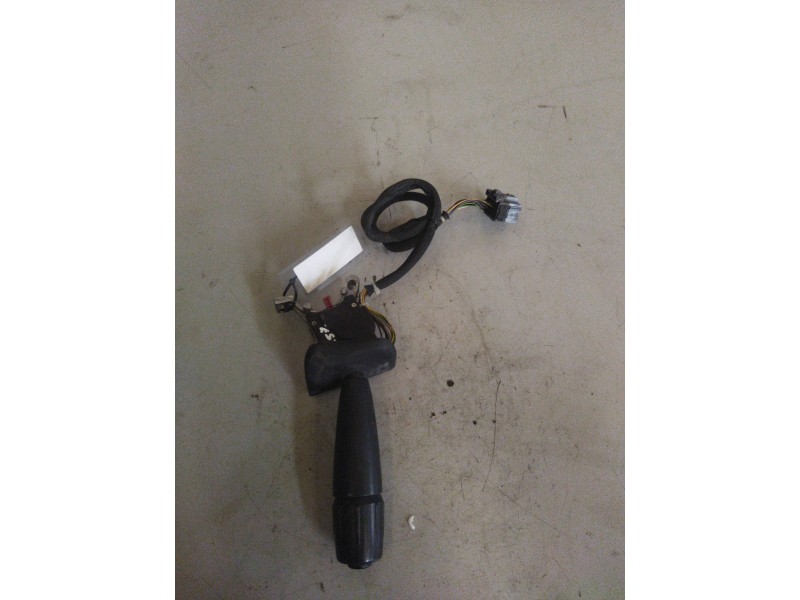 Recambio de mando intermitentes para daf serie xf105.xxx fsa 4x2 space-cab referencia OEM IAM 1615080  