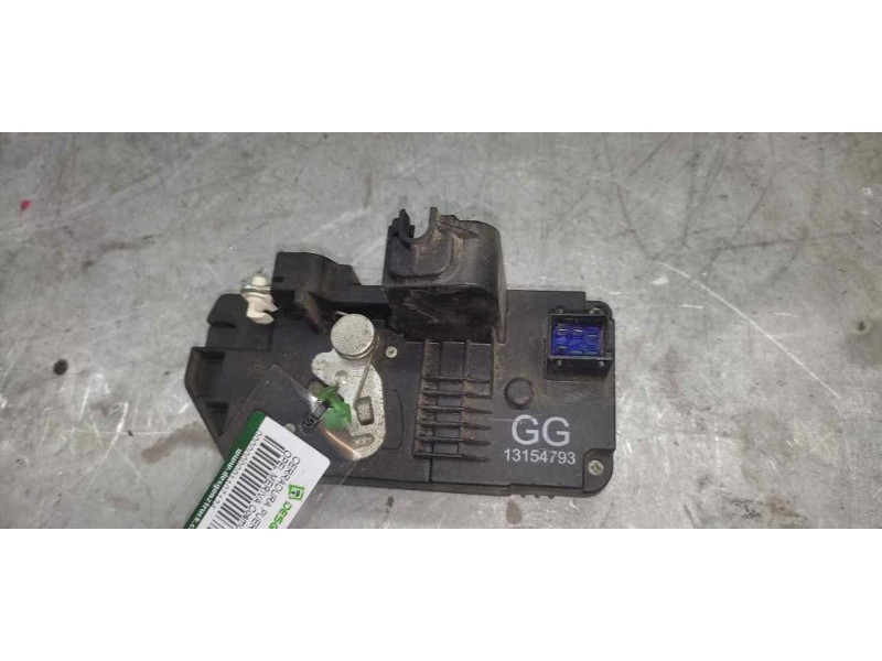 Recambio de cerradura puerta trasera izquierda para opel meriva cosmo referencia OEM IAM 13154793 3 PINS 