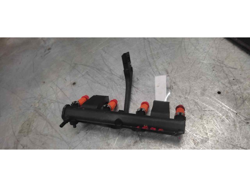 Recambio de rampa inyectora para peugeot 307 (s1) xr referencia OEM IAM 9636520780  