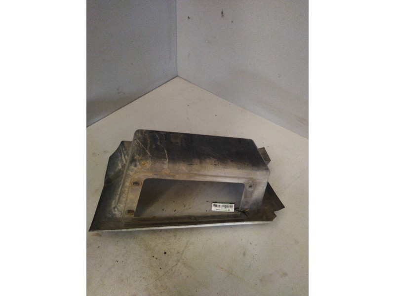 Recambio de peldaño izquierdo para man l 2000 evolution 6.9 diesel referencia OEM IAM 85612100031  