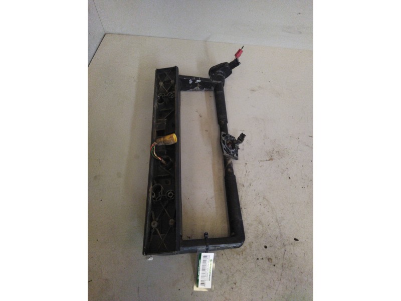 Recambio de brazo retrovisor derecho para renault magnum ab 2005 12.8 diesel referencia OEM IAM   