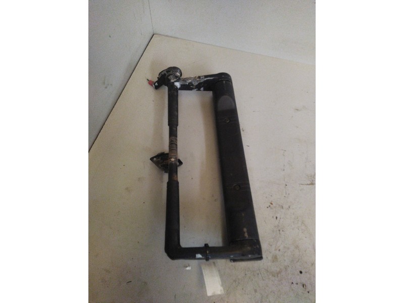 Recambio de brazo retrovisor derecho para renault magnum ab 2005 12.8 diesel referencia OEM IAM   