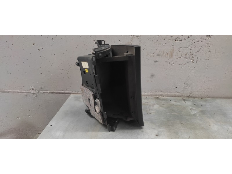 Recambio de guantera para mercedes clase cla (w117) cla 200 cdi (117.308) referencia OEM IAM   