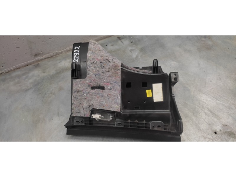 Recambio de guantera para mercedes clase cla (w117) cla 200 cdi (117.308) referencia OEM IAM   