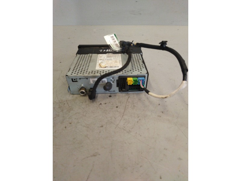 Recambio de sistema audio / radio cd para renault magnum ab 2005 12.8 diesel referencia OEM IAM 7423123002 21889473 