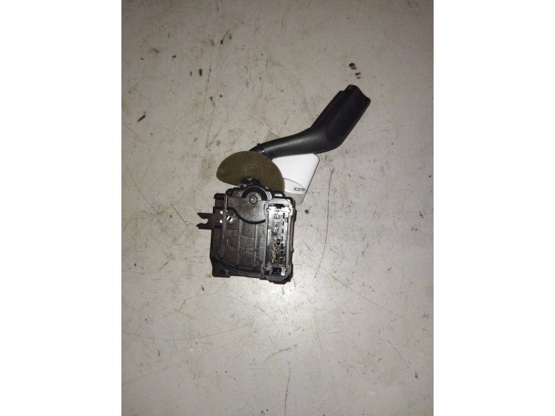 Recambio de mando limpia para renault magnum ab 2005 12.8 diesel referencia OEM IAM 7421535700  