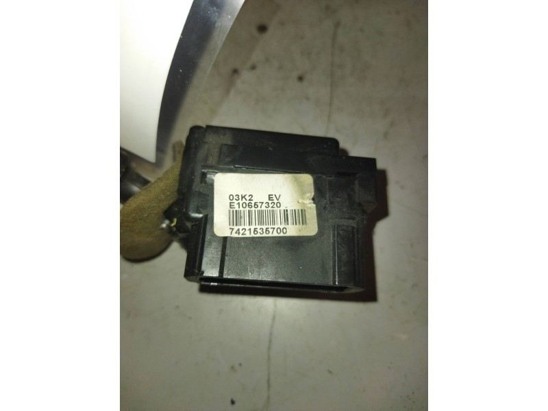 Recambio de mando limpia para renault magnum ab 2005 12.8 diesel referencia OEM IAM 7421535700  