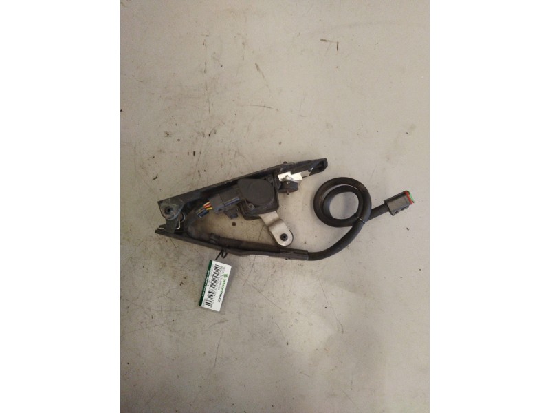 Recambio de pedal acelerador para renault magnum ab 2005 12.8 diesel referencia OEM IAM 7482492415  
